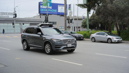 搭载了uber无人驾驶系统的测试车 volvo xc90