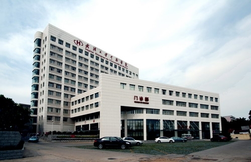 武汉大学中南医院:华为助力中南医院双活数据