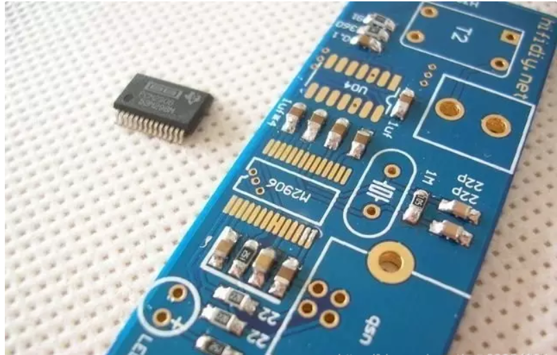 教你手工焊接贴片元件（图文教程）_贴片焊接