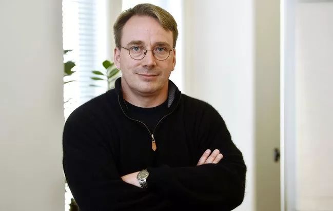 为什么 Linus Torvalds 休假反省？_java