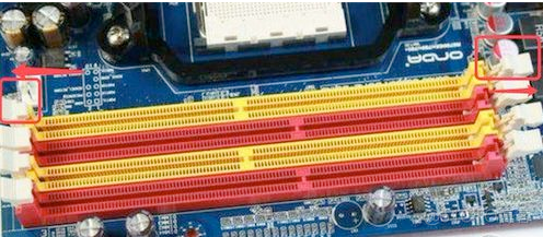 华南主板换内存bios怎么设置 华南主板内存条怎么插_台式计算机怎么换内存条_02