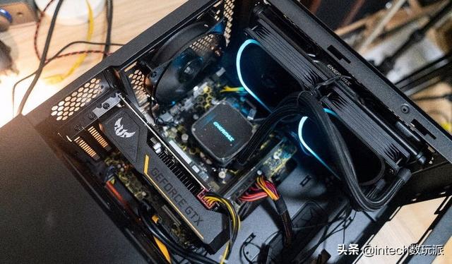 蓝宝石 rx590gem刷580bios 蓝宝石rx590玩游戏怎么样_游戏测试_11