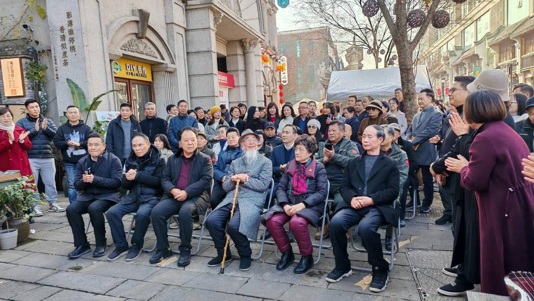 名家汇聚鹿城！周楠子青绿山水画展开幕盛况空前_传统文化_04