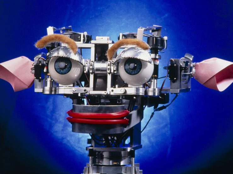 这款「无皮」机器人的凝视直击灵魂，未来还要现身迪士尼乐园