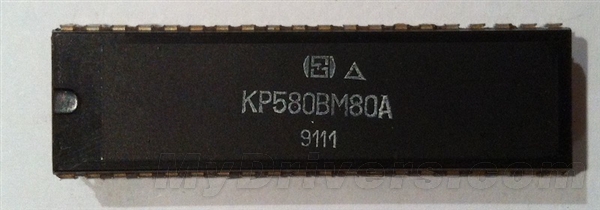 全是老古董：俄罗斯程序员收藏的8080处理器